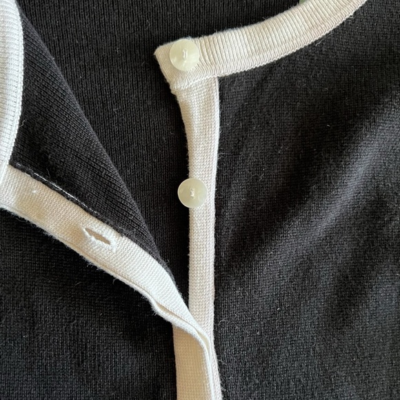 Liz Claiborne black and white vintage cardigan - Picture 4 of 5